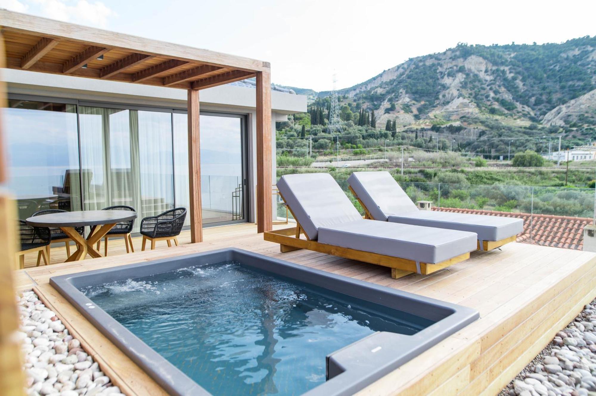Alissachni Seaside Hotel แดร์เวนี ภายนอก รูปภาพ